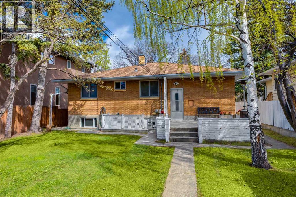 1415 43 Street SW - 8