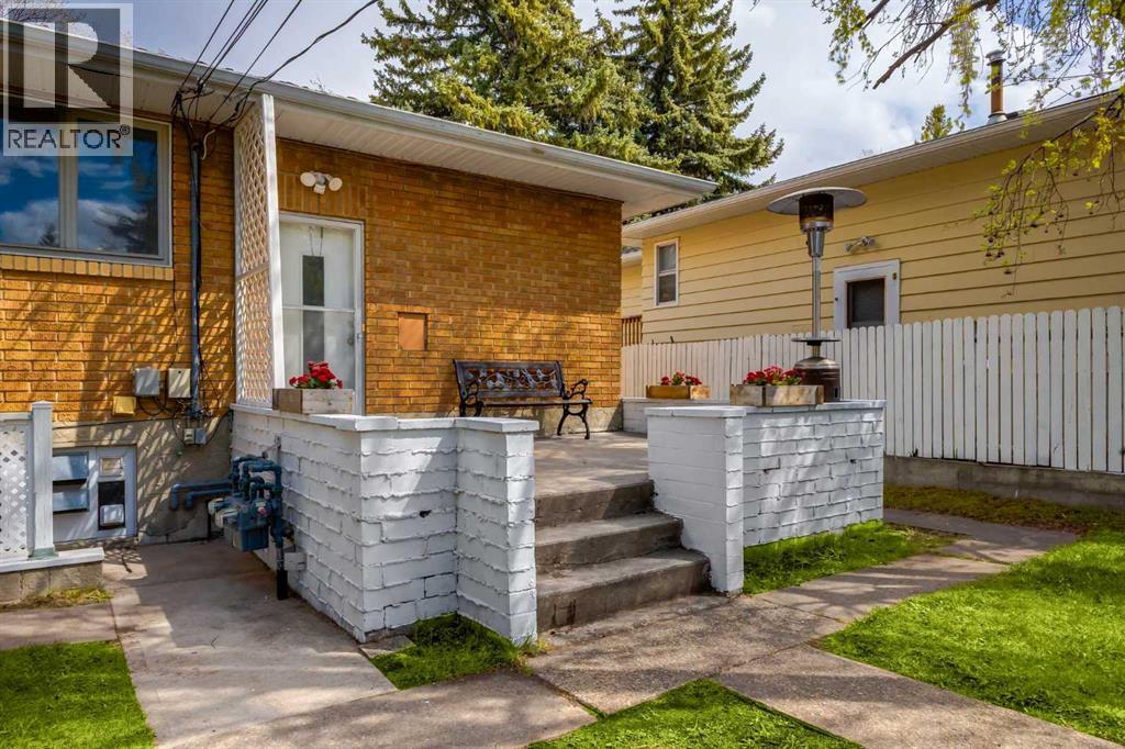 1415 43 Street SW - 11