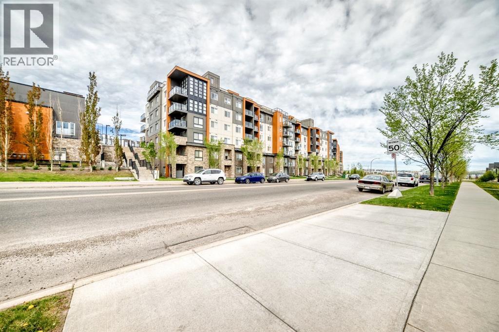 #707 10 Kincora Glen Park NW - 47