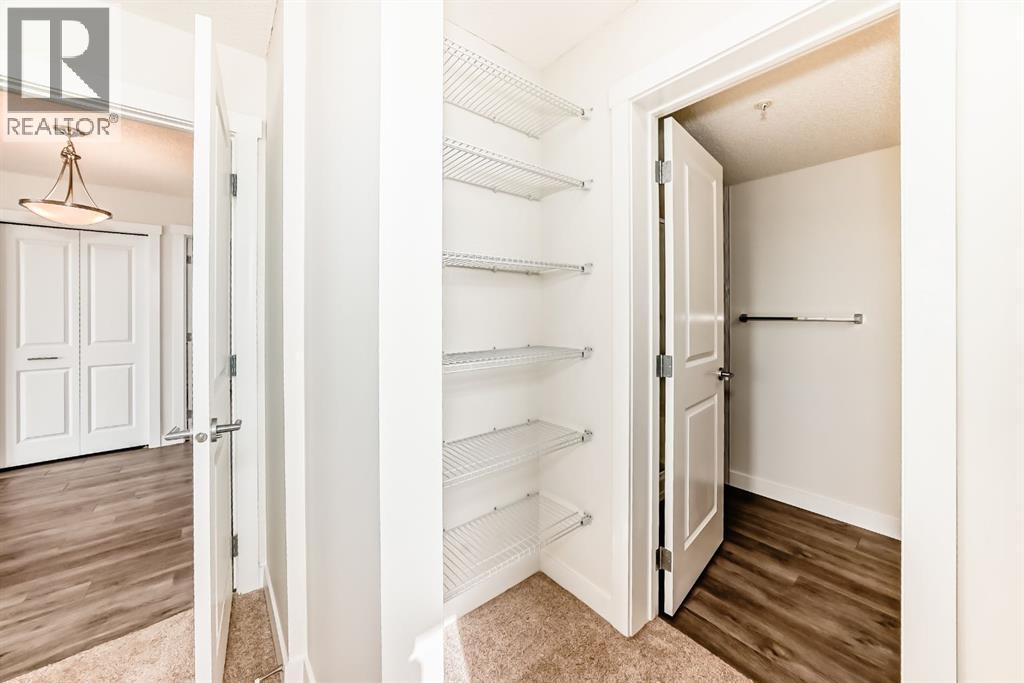 #707 10 Kincora Glen Park NW - 28