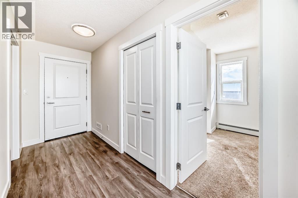 #707 10 Kincora Glen Park NW - 4