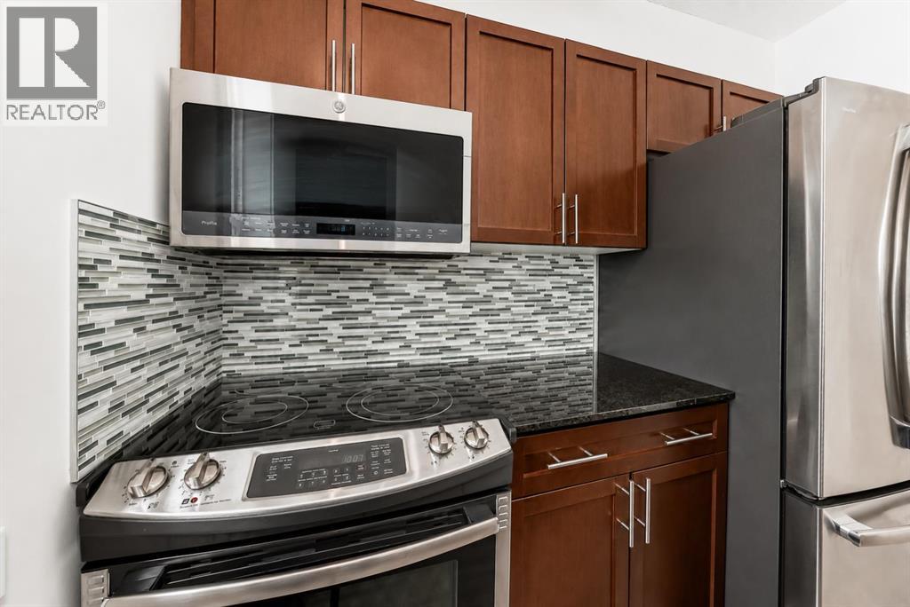#707 10 Kincora Glen Park NW - 12