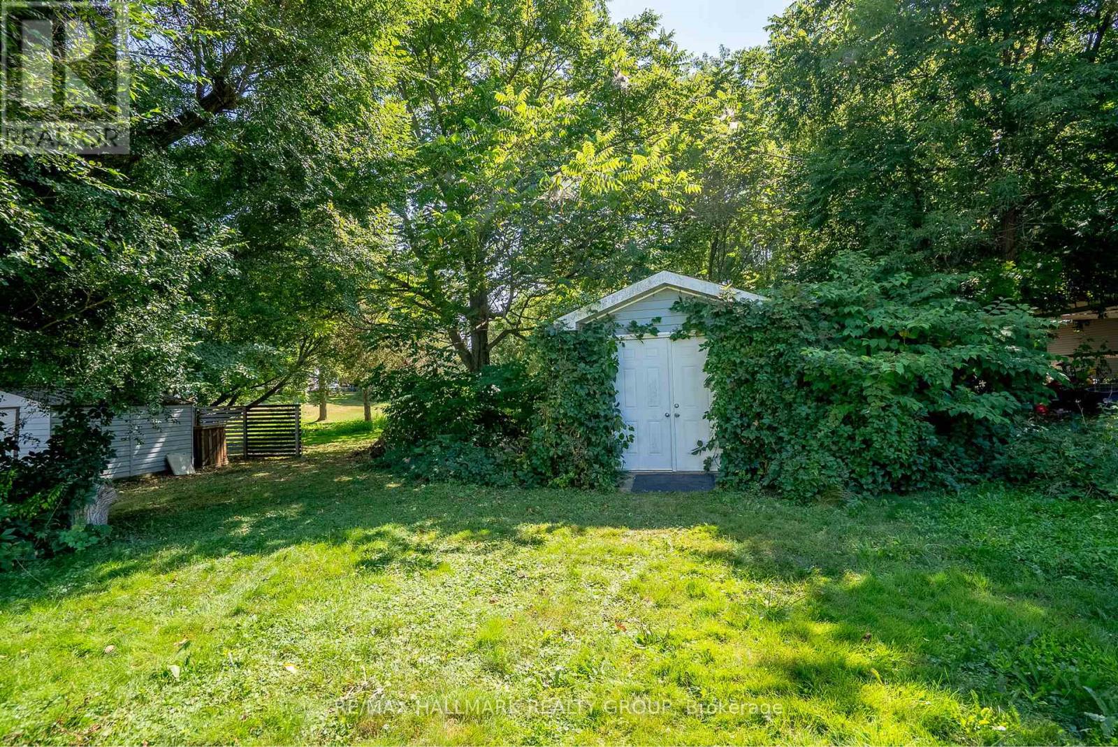 21 DOWNES AVENUE - 31