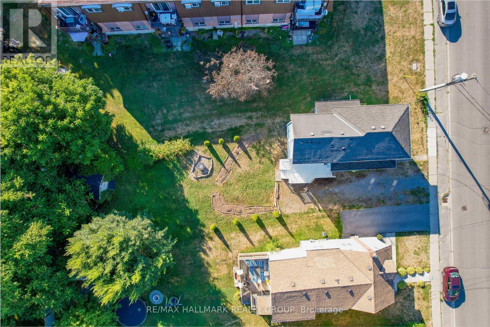 21 DOWNES AVENUE - 44