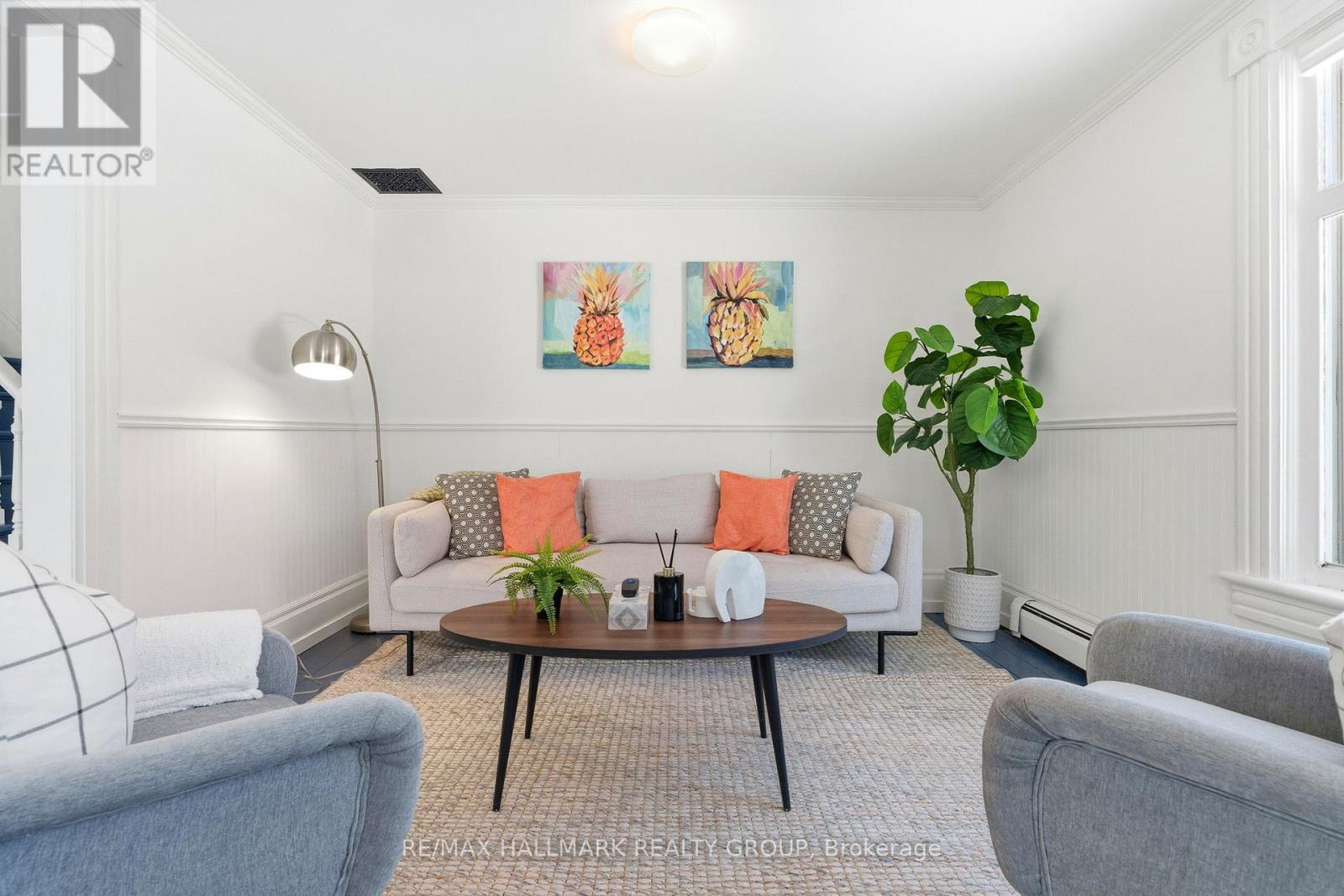 21 DOWNES AVENUE - 8