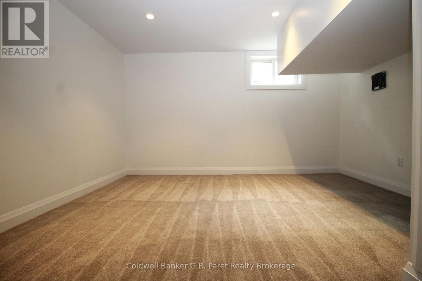 138A VICTORIA STREET - 35