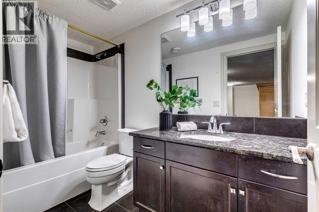 151 Mahogany Bay SE - 22