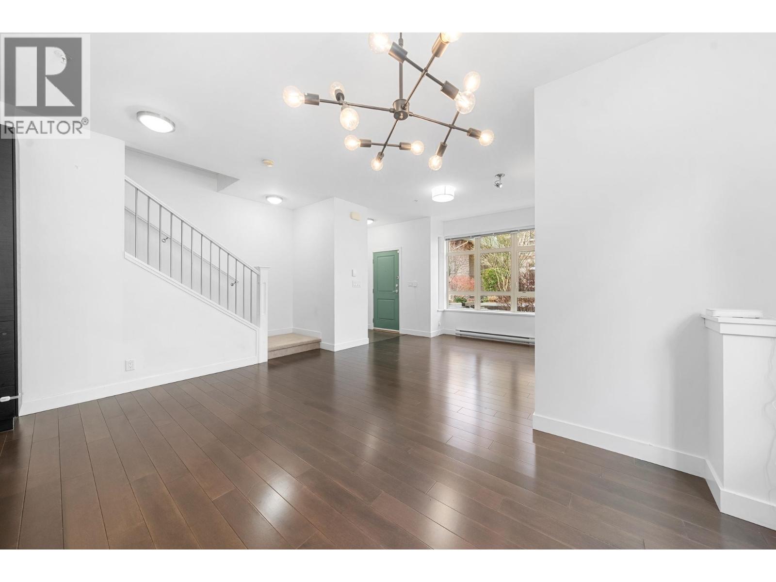 3318 MT SEYMOUR PARKWAY, North Vancouver