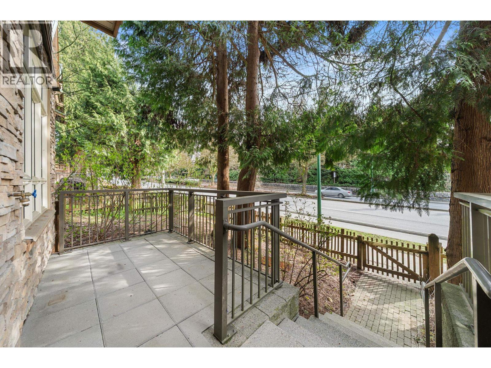 3318 MT SEYMOUR PARKWAY, North Vancouver