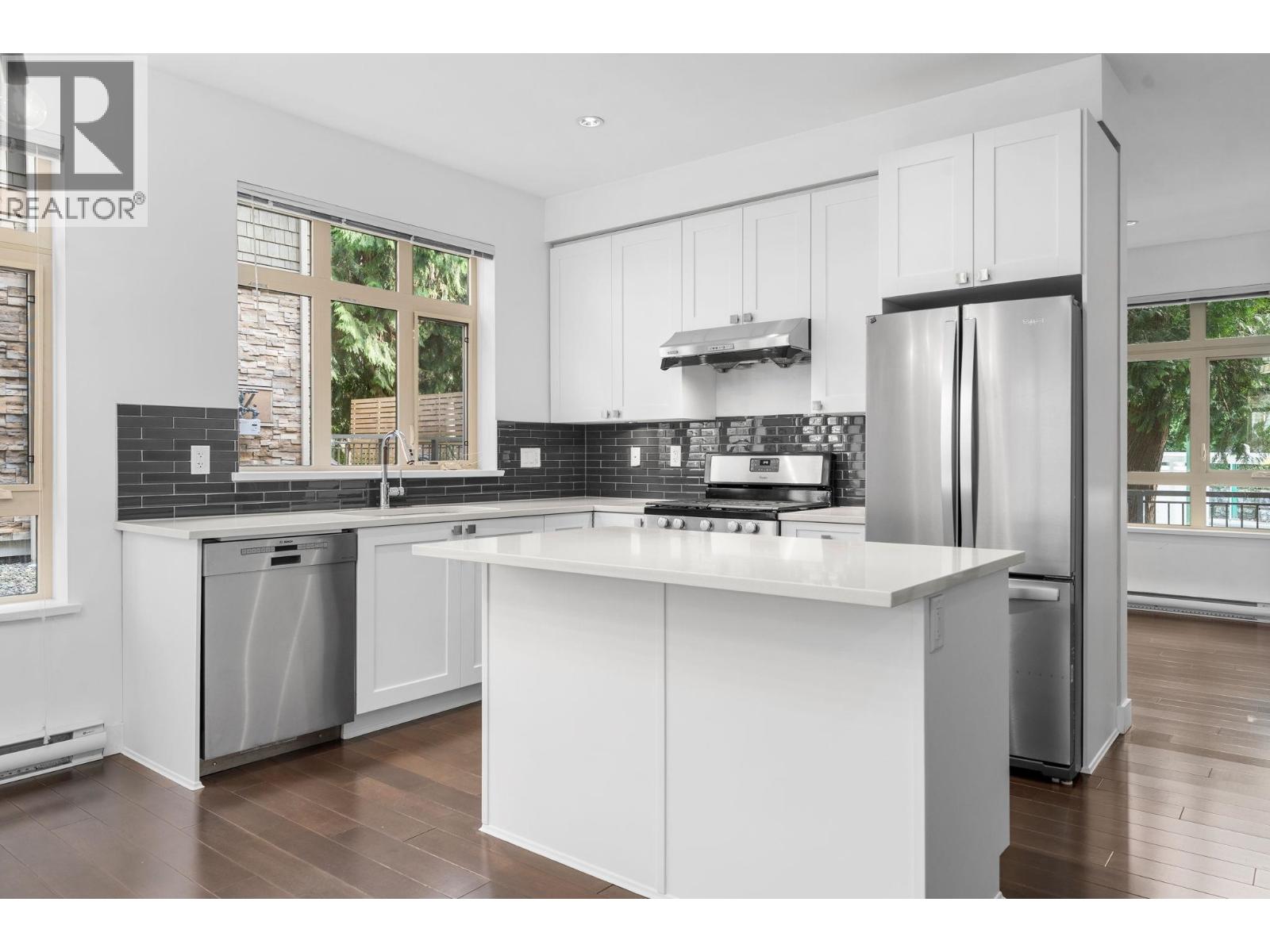 3318 MT SEYMOUR PARKWAY, North Vancouver