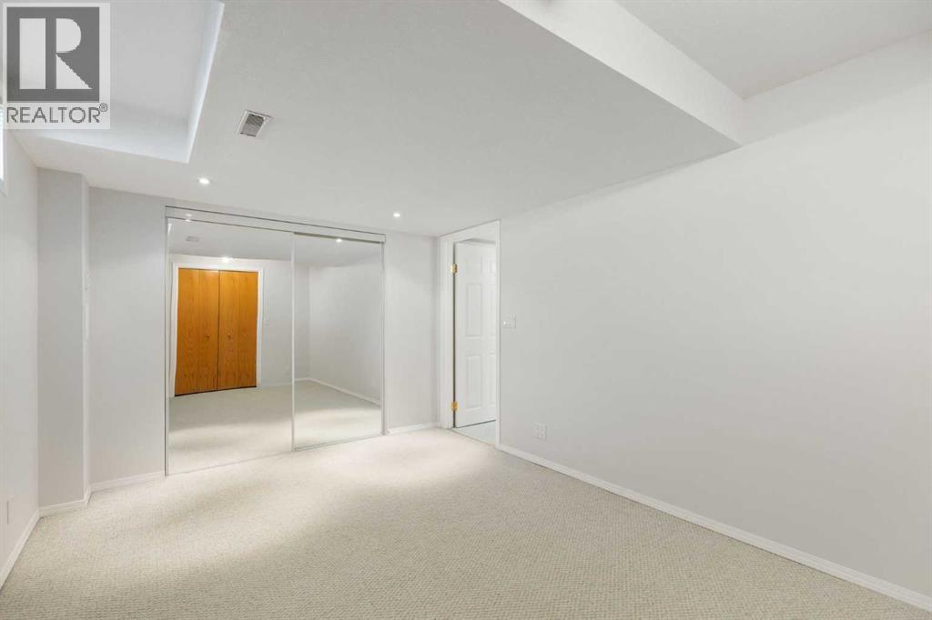 136 Schubert Hill NW - 33