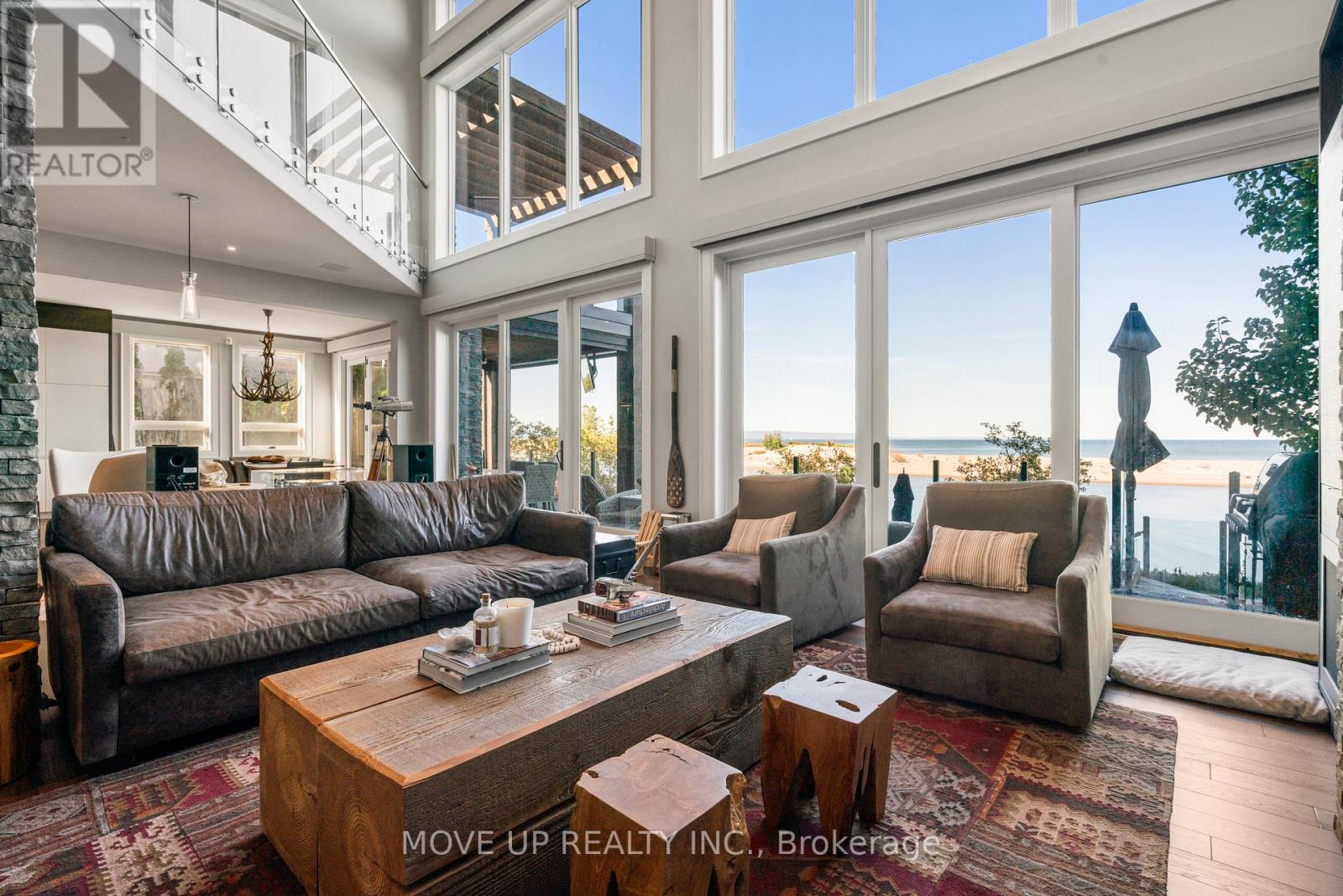 10 HIAWATHA AVENUE - 7