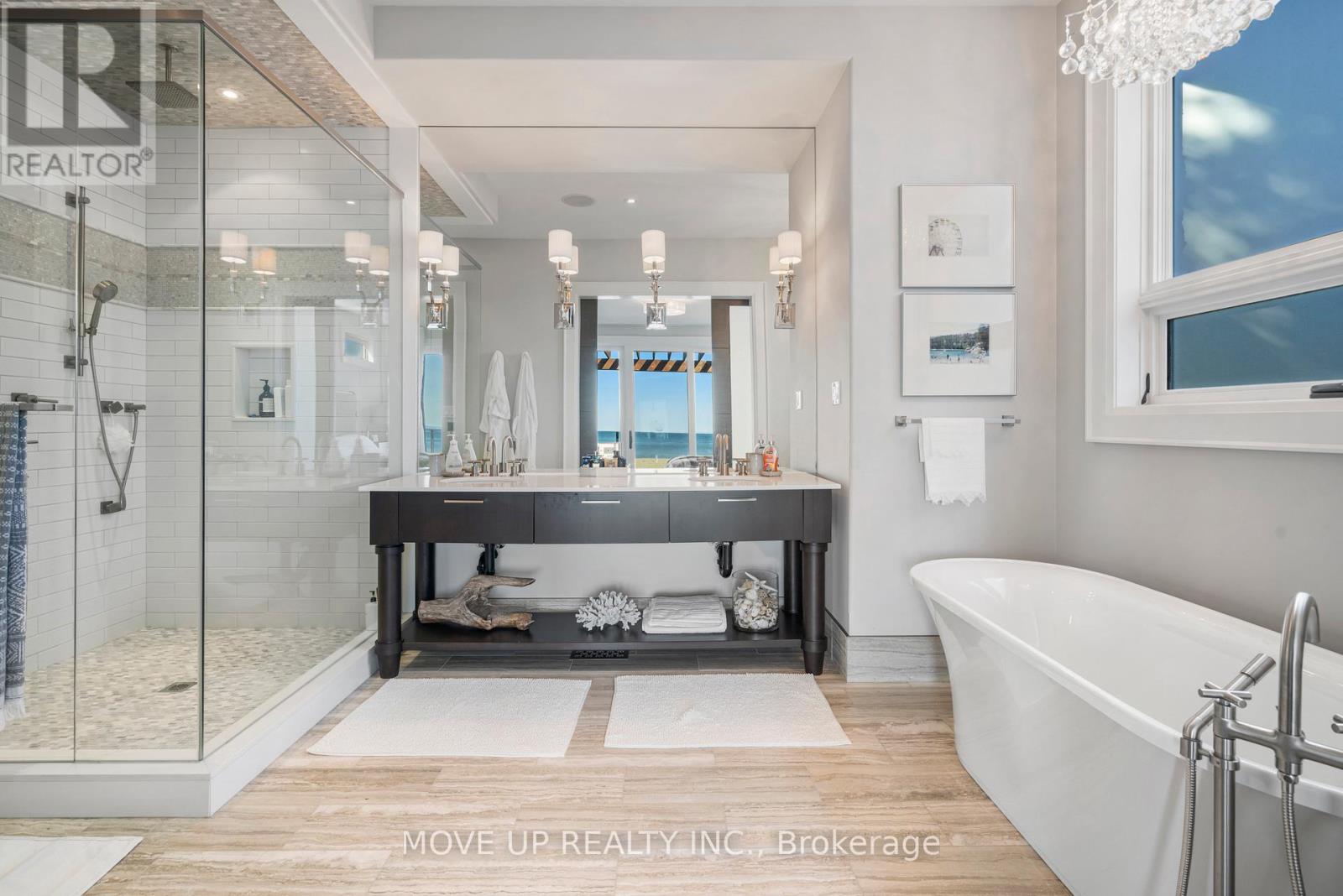 10 HIAWATHA AVENUE - 21