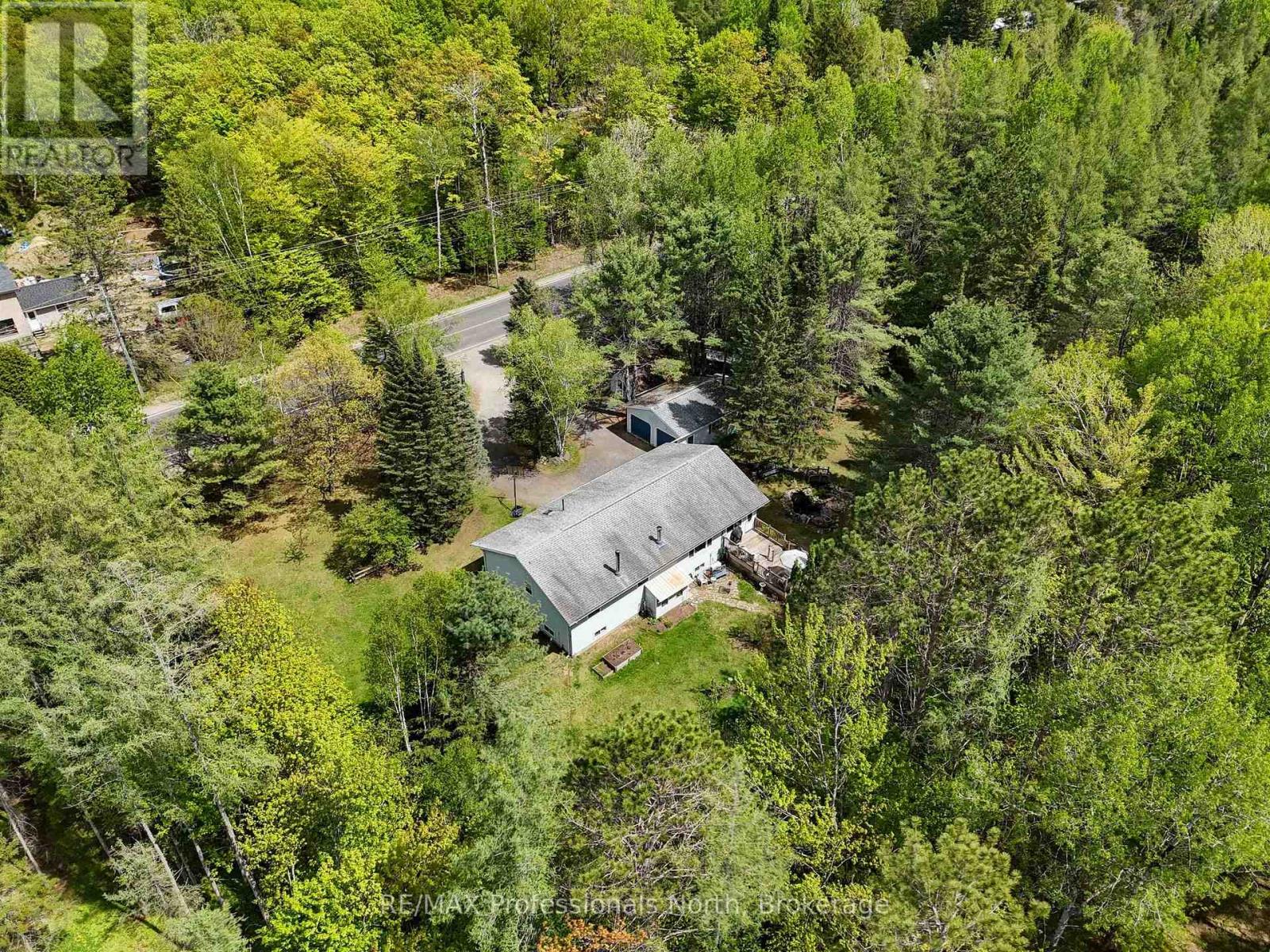 2593 BRUNEL ROAD - 20