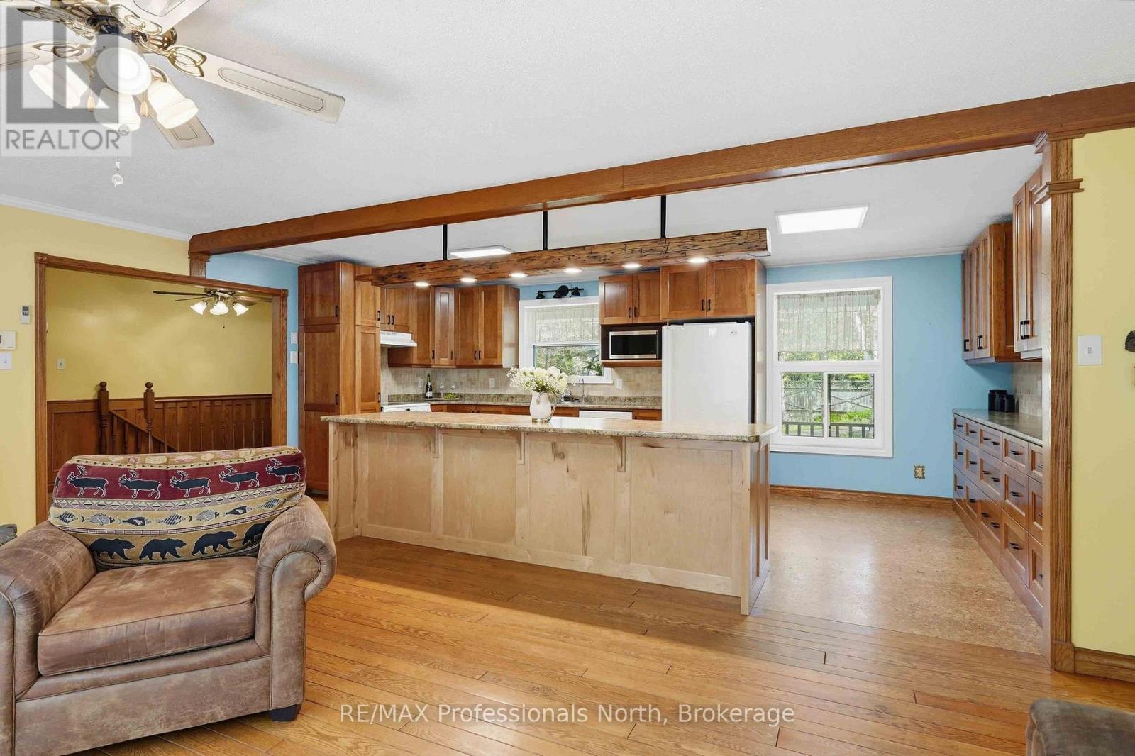 2593 BRUNEL ROAD - 26