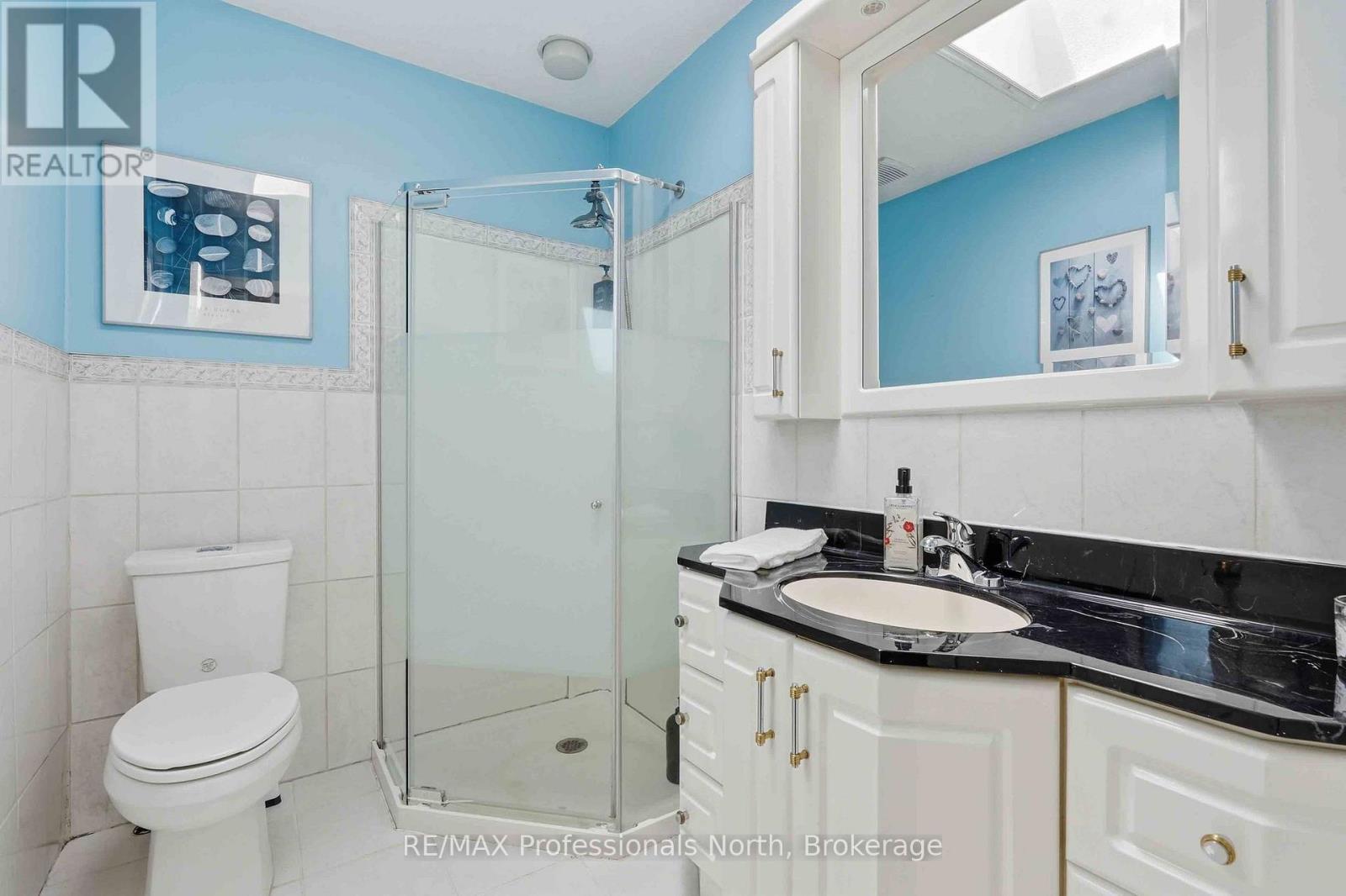 2593 BRUNEL ROAD - 35