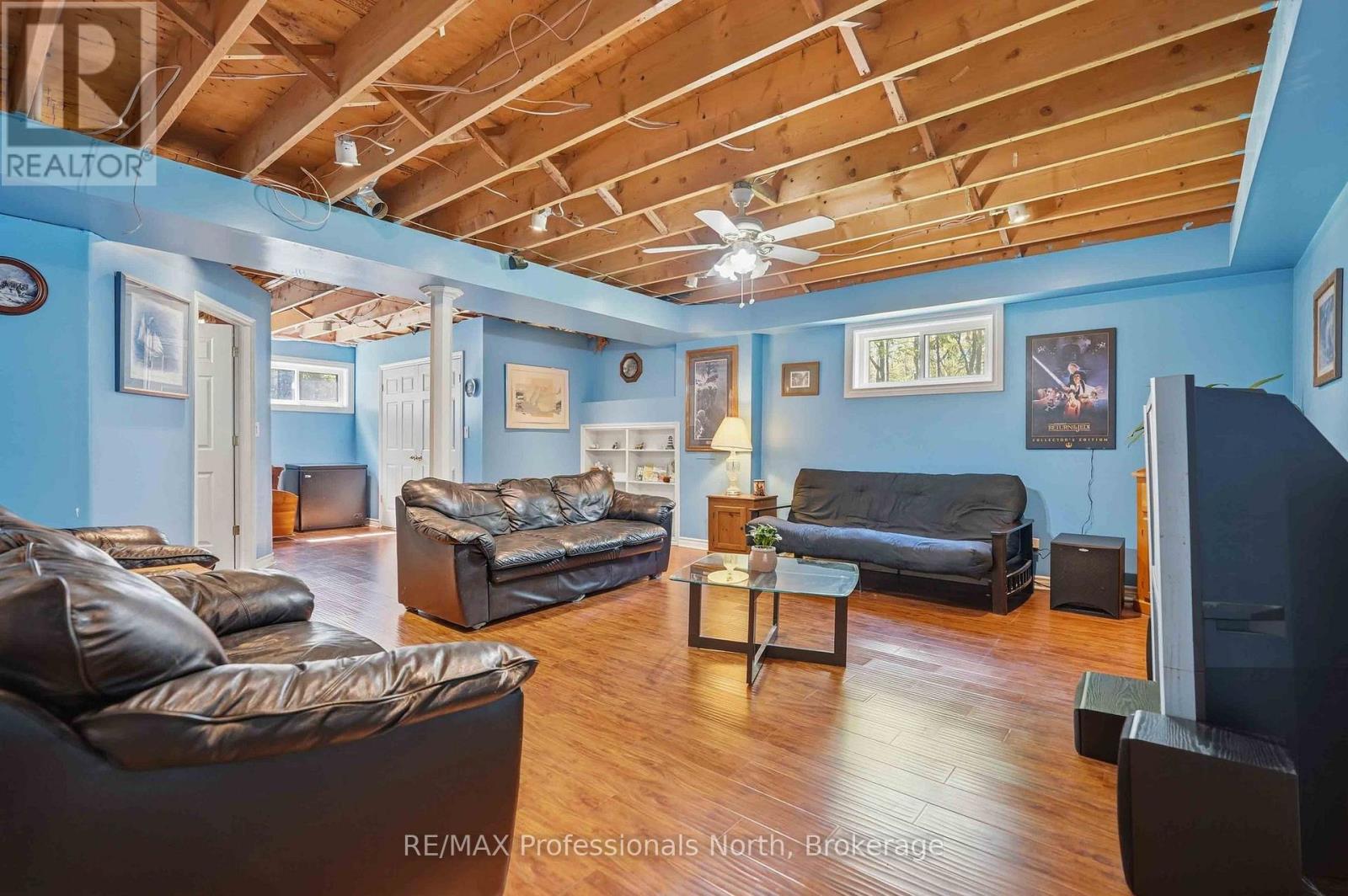 2593 BRUNEL ROAD - 39