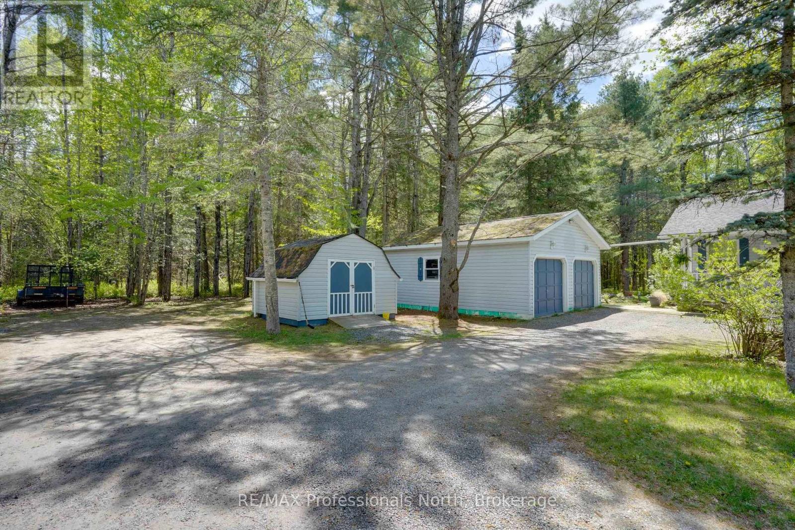 2593 BRUNEL ROAD - 4