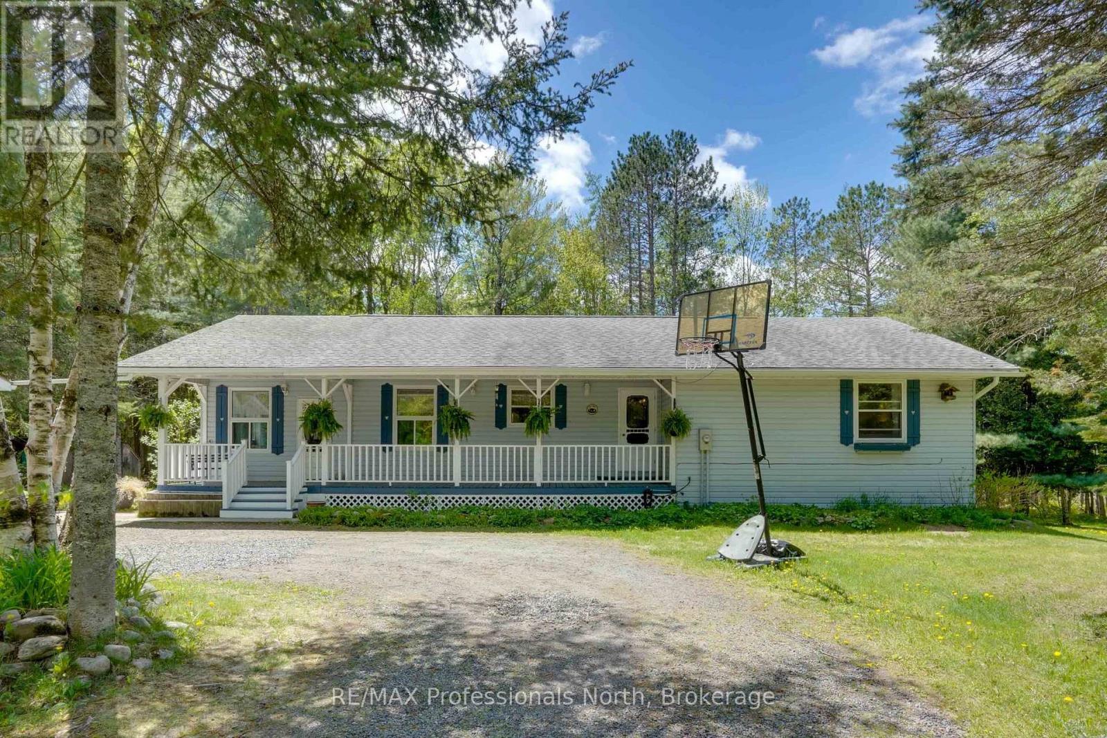 2593 BRUNEL ROAD - 6