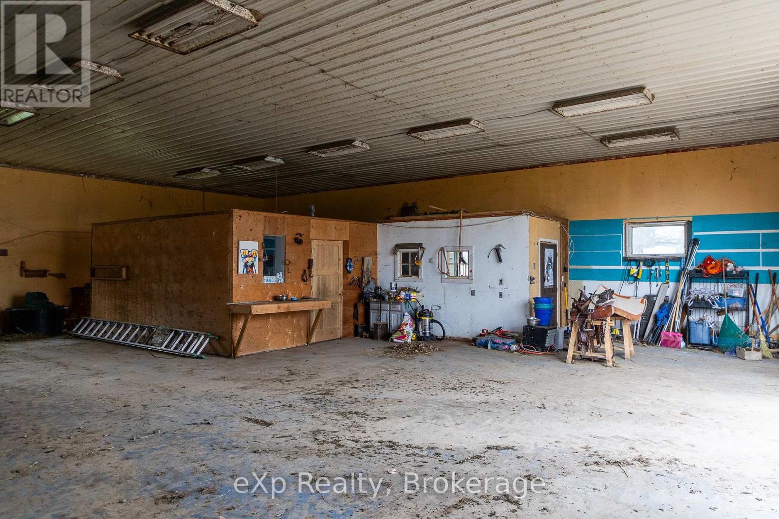 430254 SYDENHAM-LAKESHORE DRIVE - 36