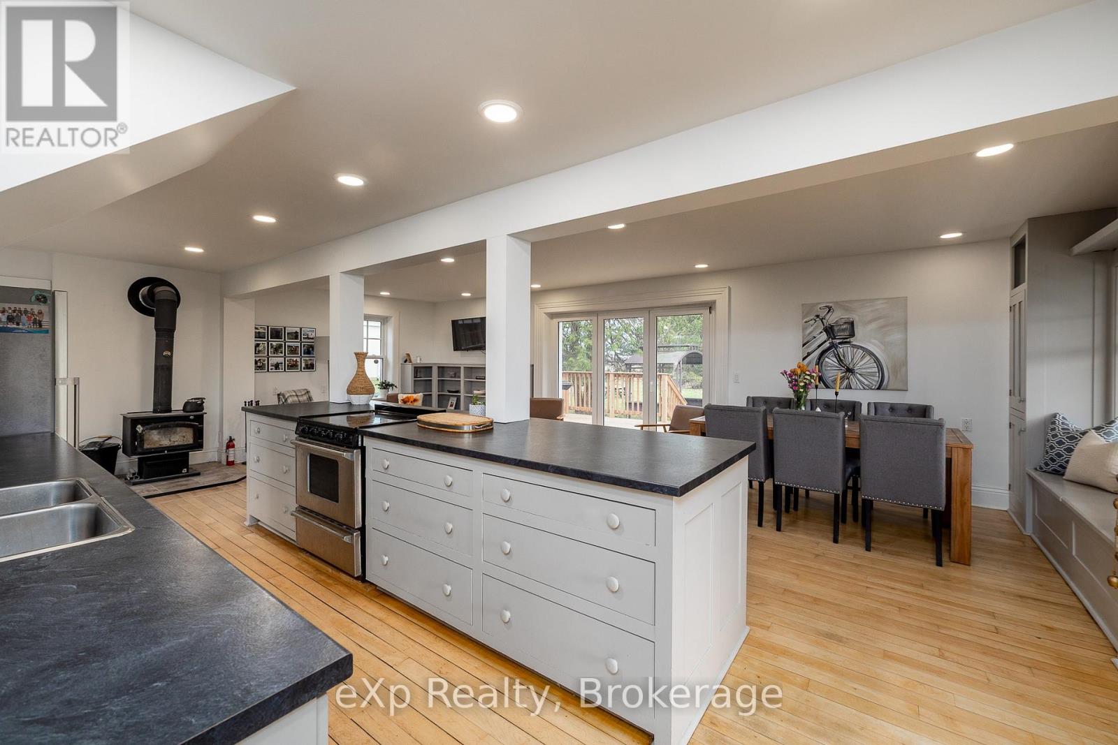430254 SYDENHAM-LAKESHORE DRIVE - 5