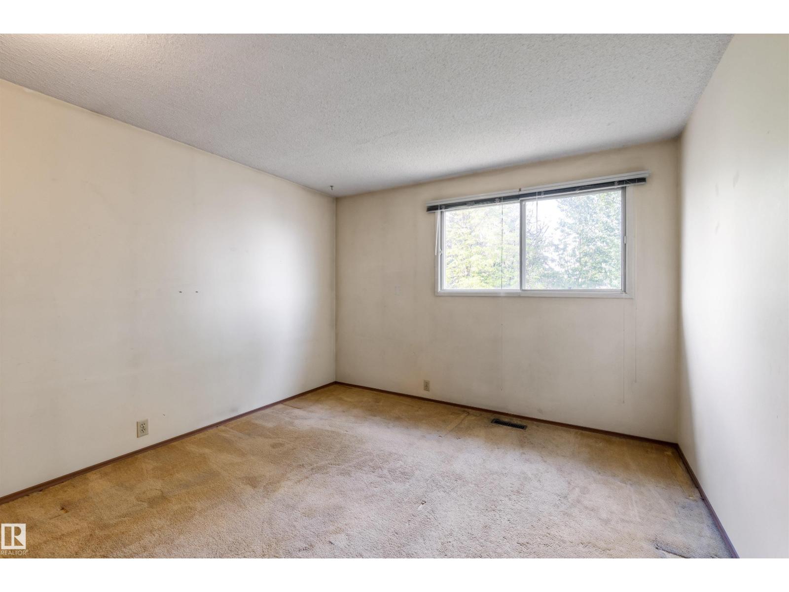 17912 77 AV NW - 16