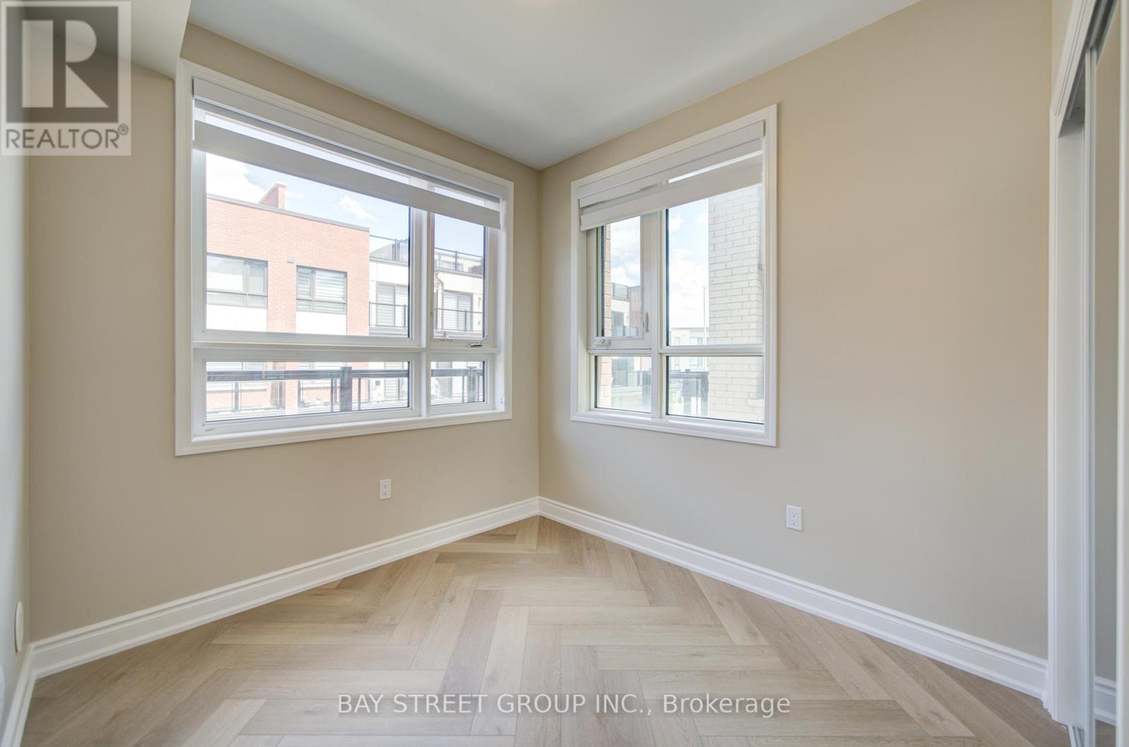 #3 626 REXDALE BOULEVARD - 16