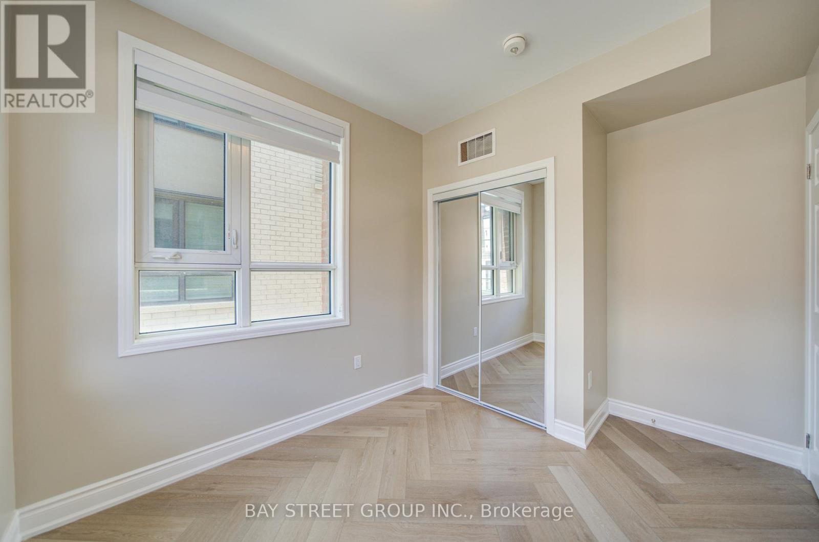 #3 626 REXDALE BOULEVARD - 17