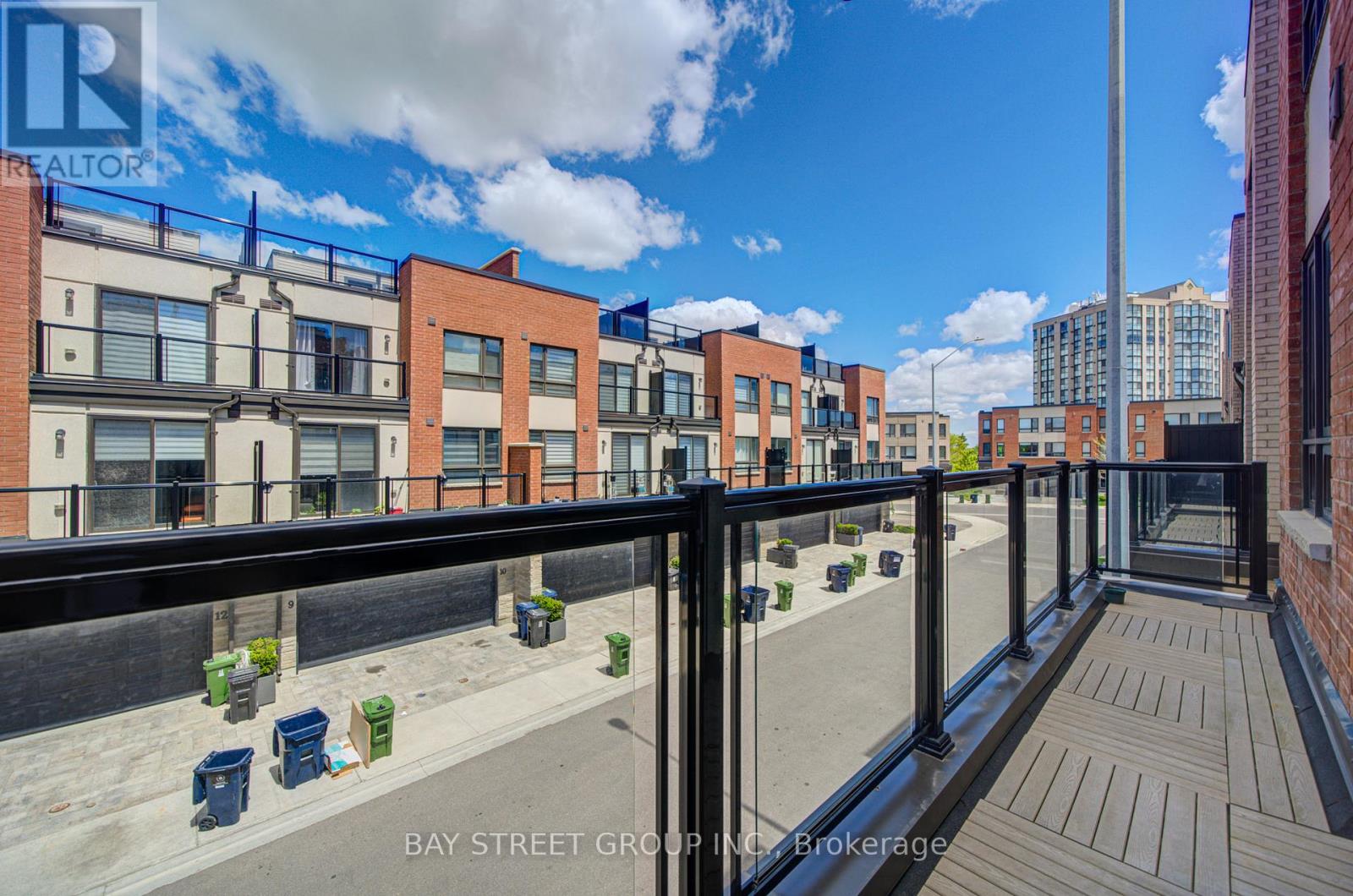 #3 626 REXDALE BOULEVARD - 33