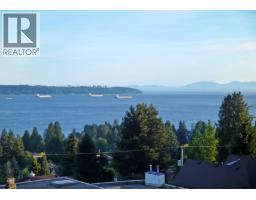 2370 Palmerston Avenue, West Vancouver, BC V7V2W1 Photo 16