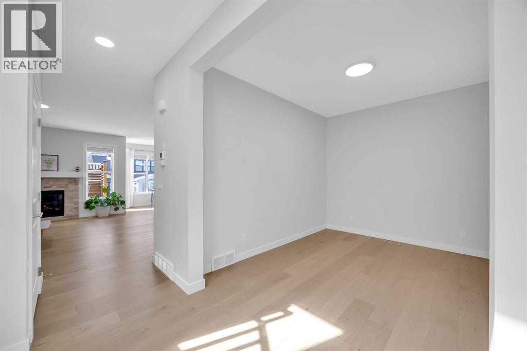 133 Arbour Lake Hill NW - 21