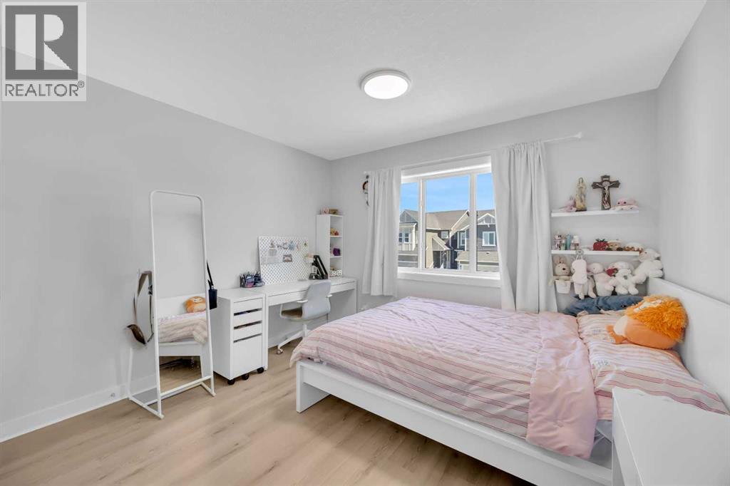 133 Arbour Lake Hill NW - 38