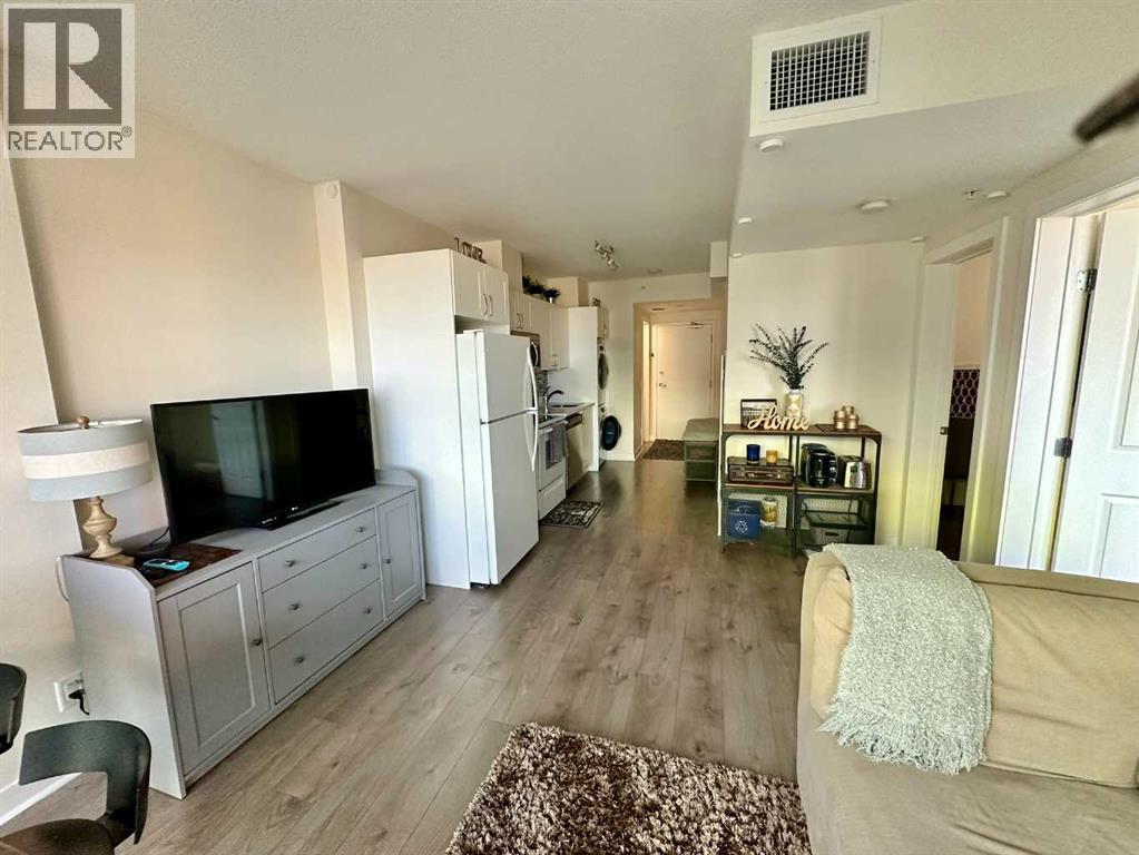 #1108 10 Brentwood Common  NW - 22