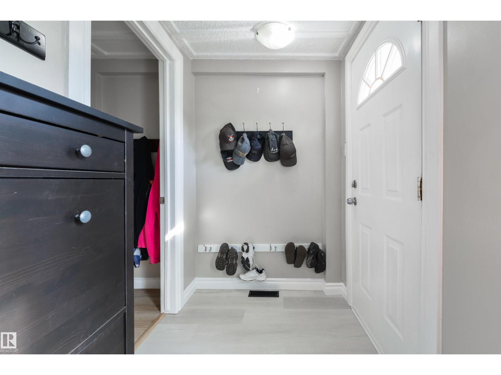15 Post RD NW - 2
