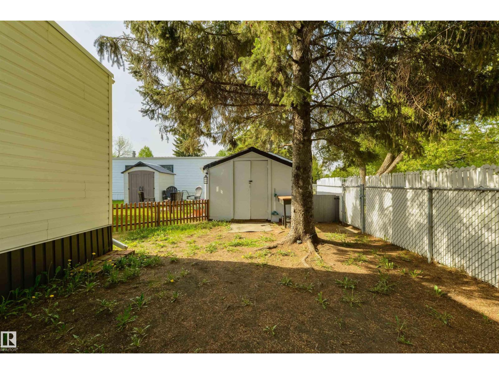 15 Post RD NW - 28