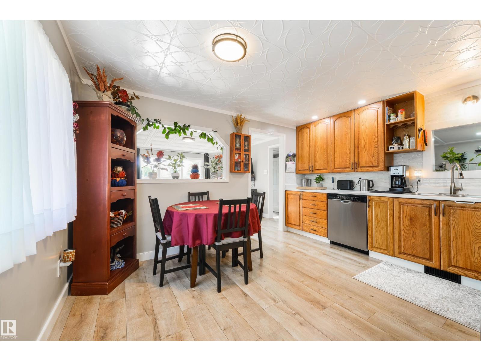 15 Post RD NW - 8