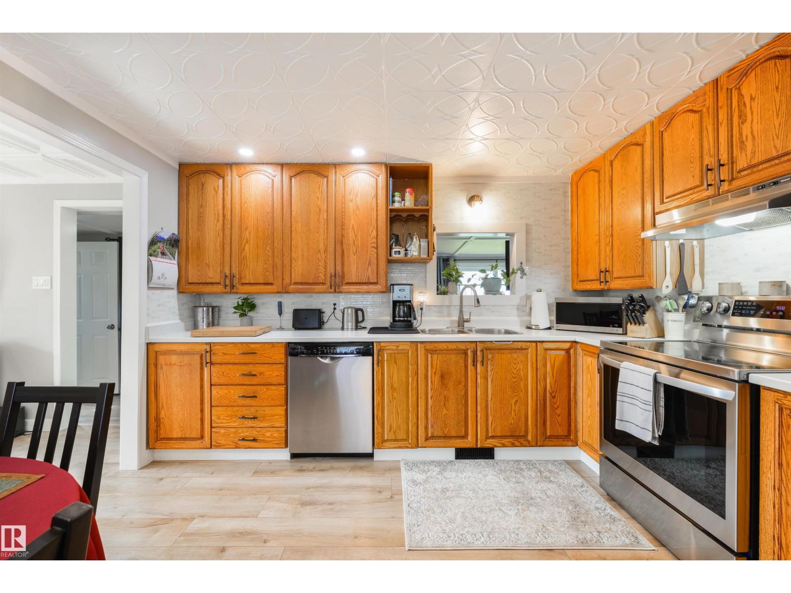 15 Post RD NW - 9