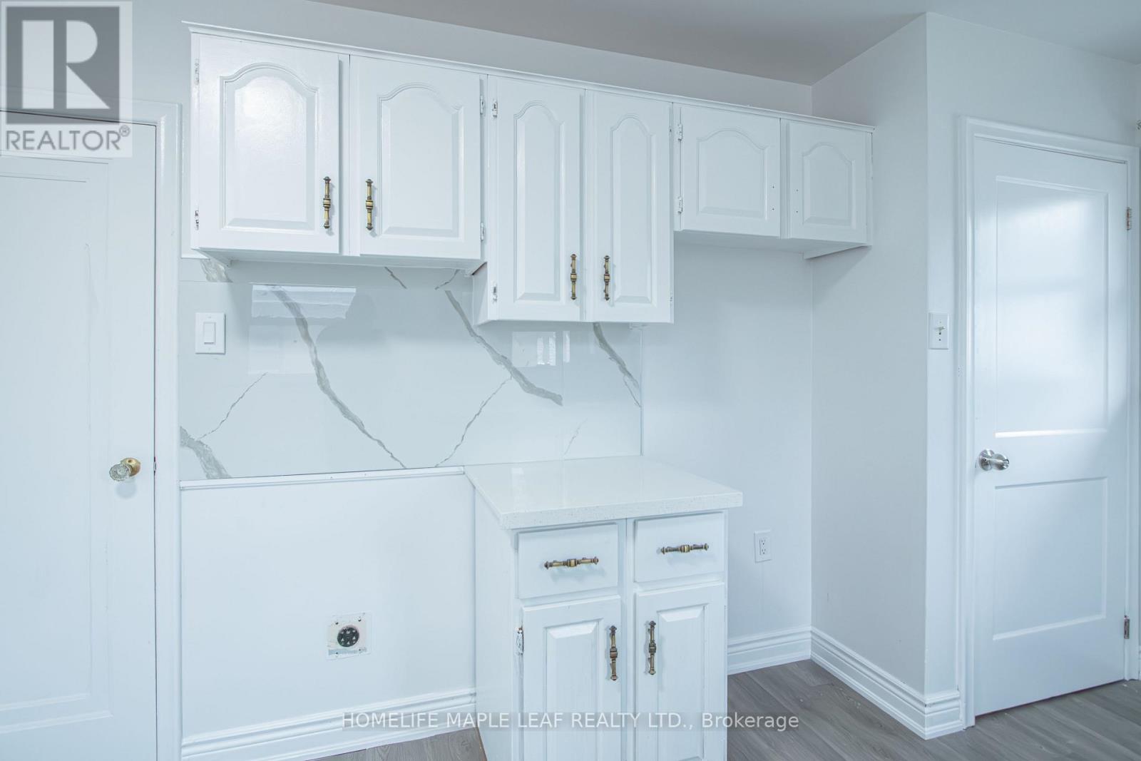 1663 HANSULD STREET - 19