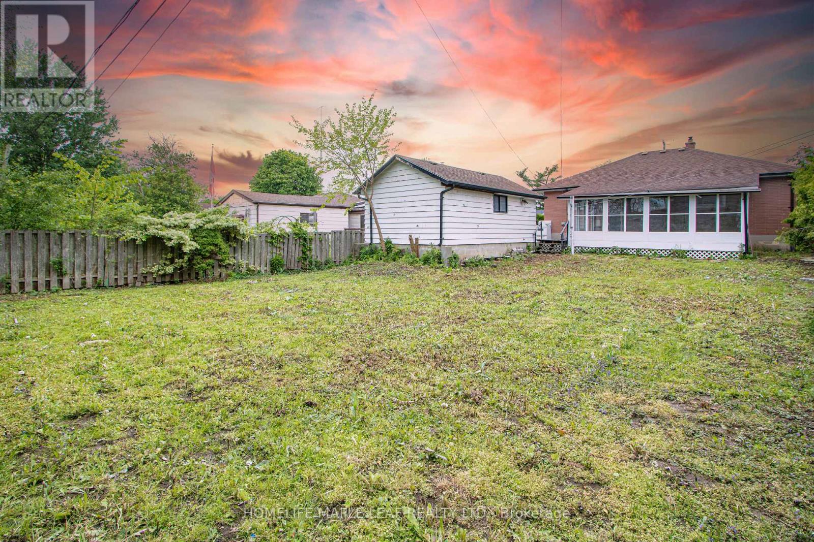 1663 HANSULD STREET - 44