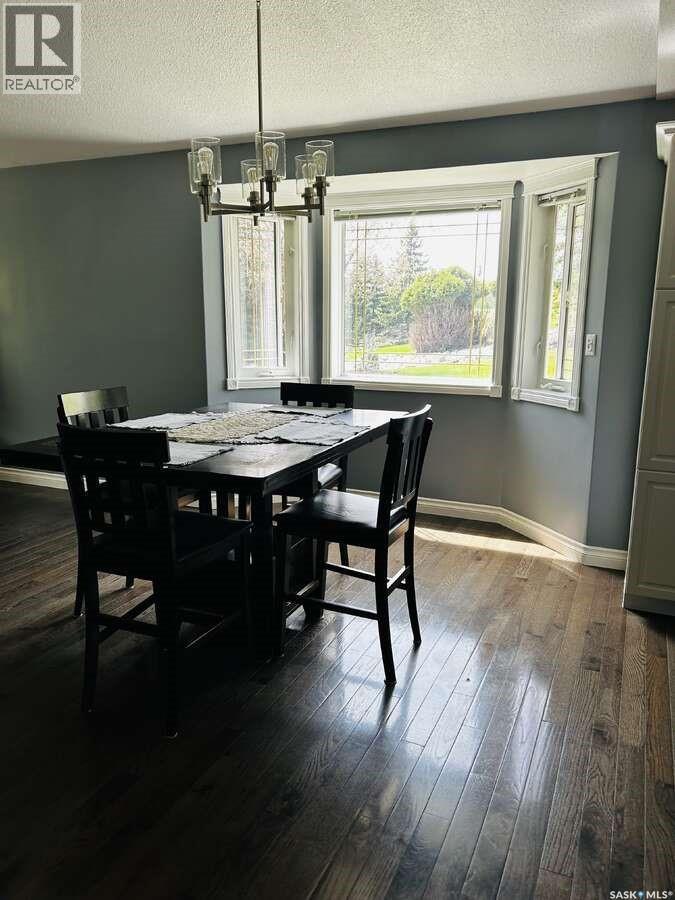 15 Kelly DRIVE - 11