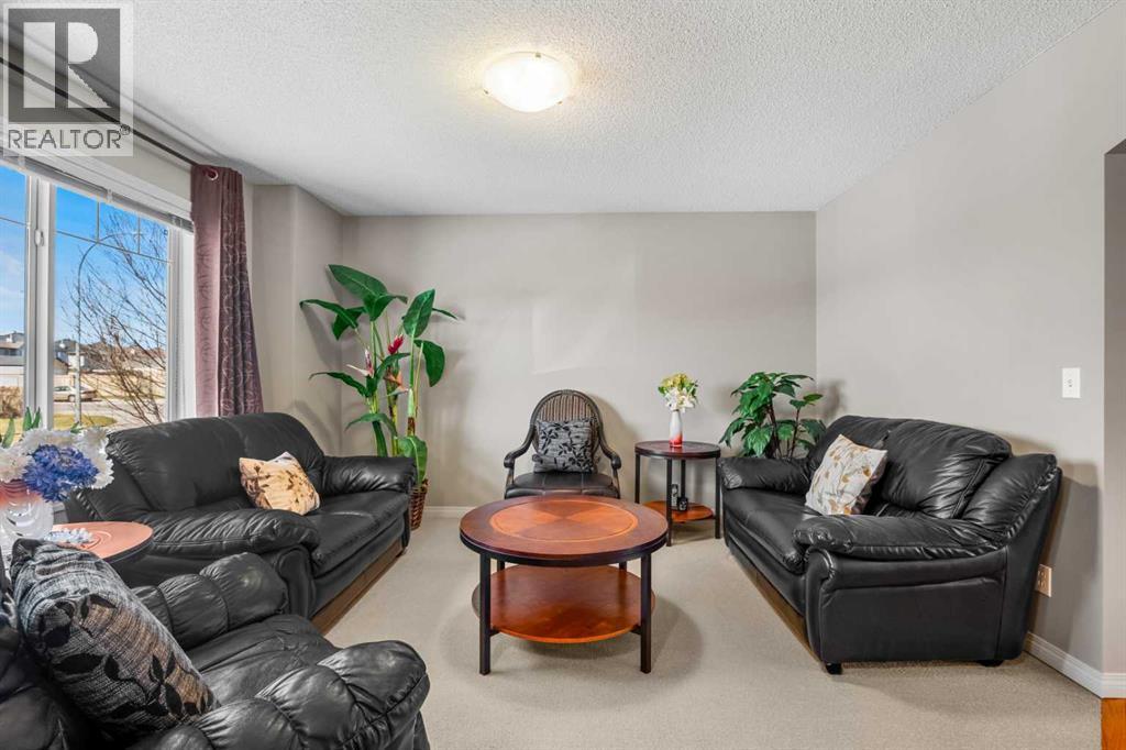 83 Saddlebrook Gardens NE - Image 3