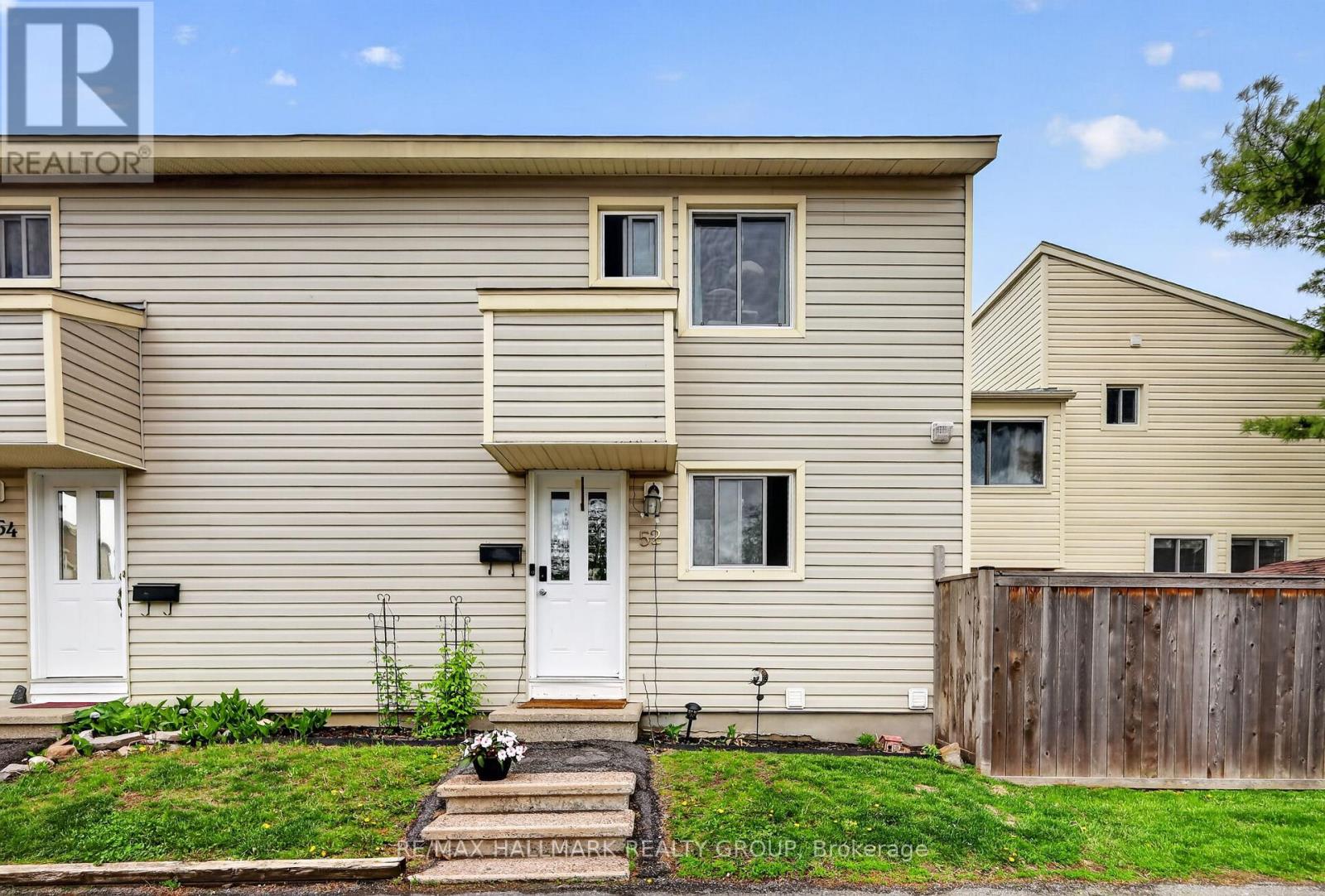 52 THISTLEDOWN COURT - 1