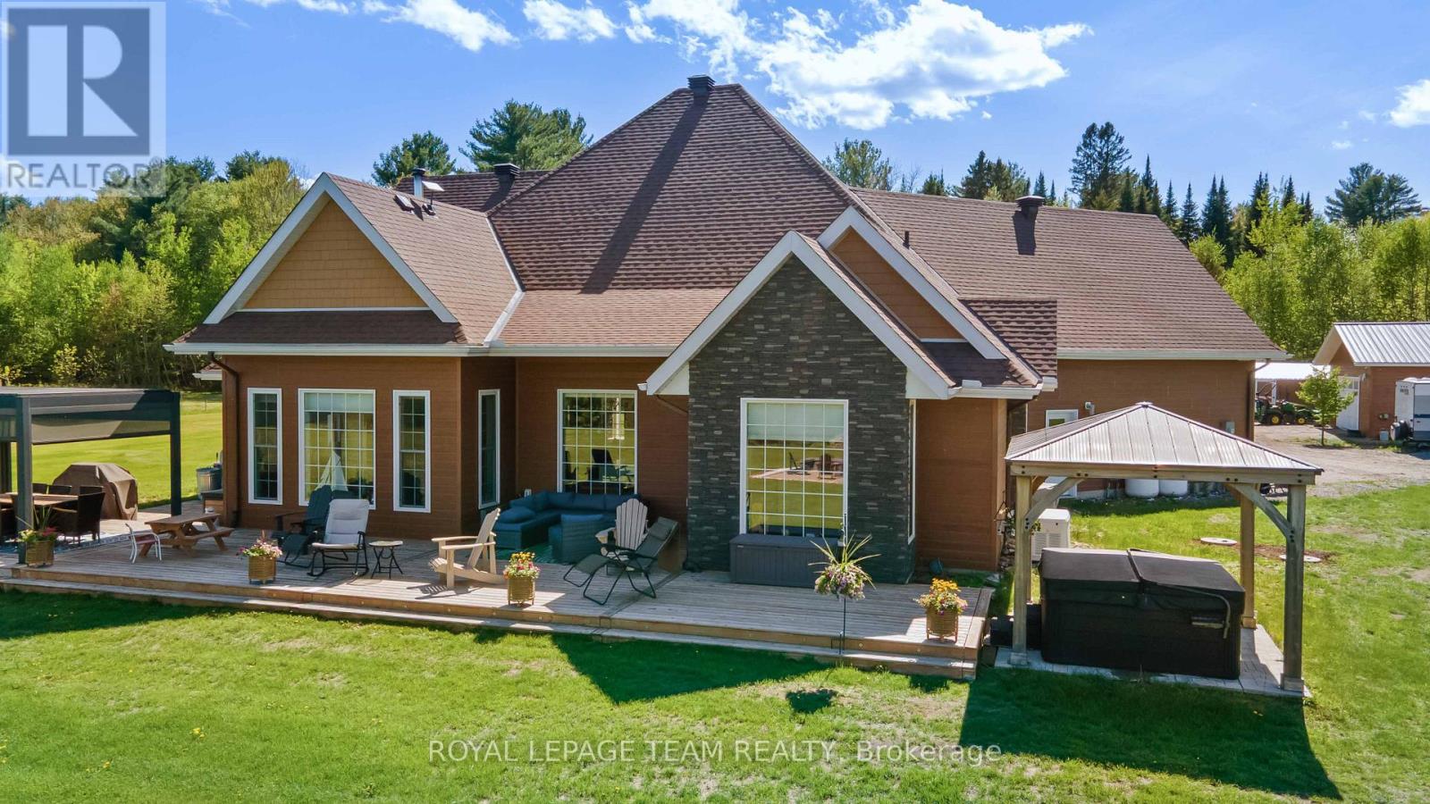 43 GREEN GATE LANE - 11