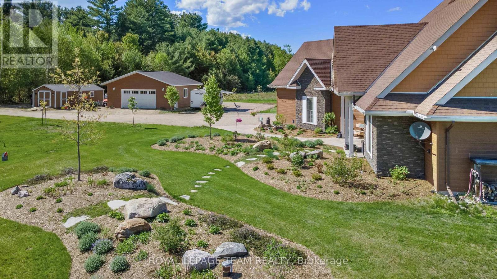 43 GREEN GATE LANE - 3