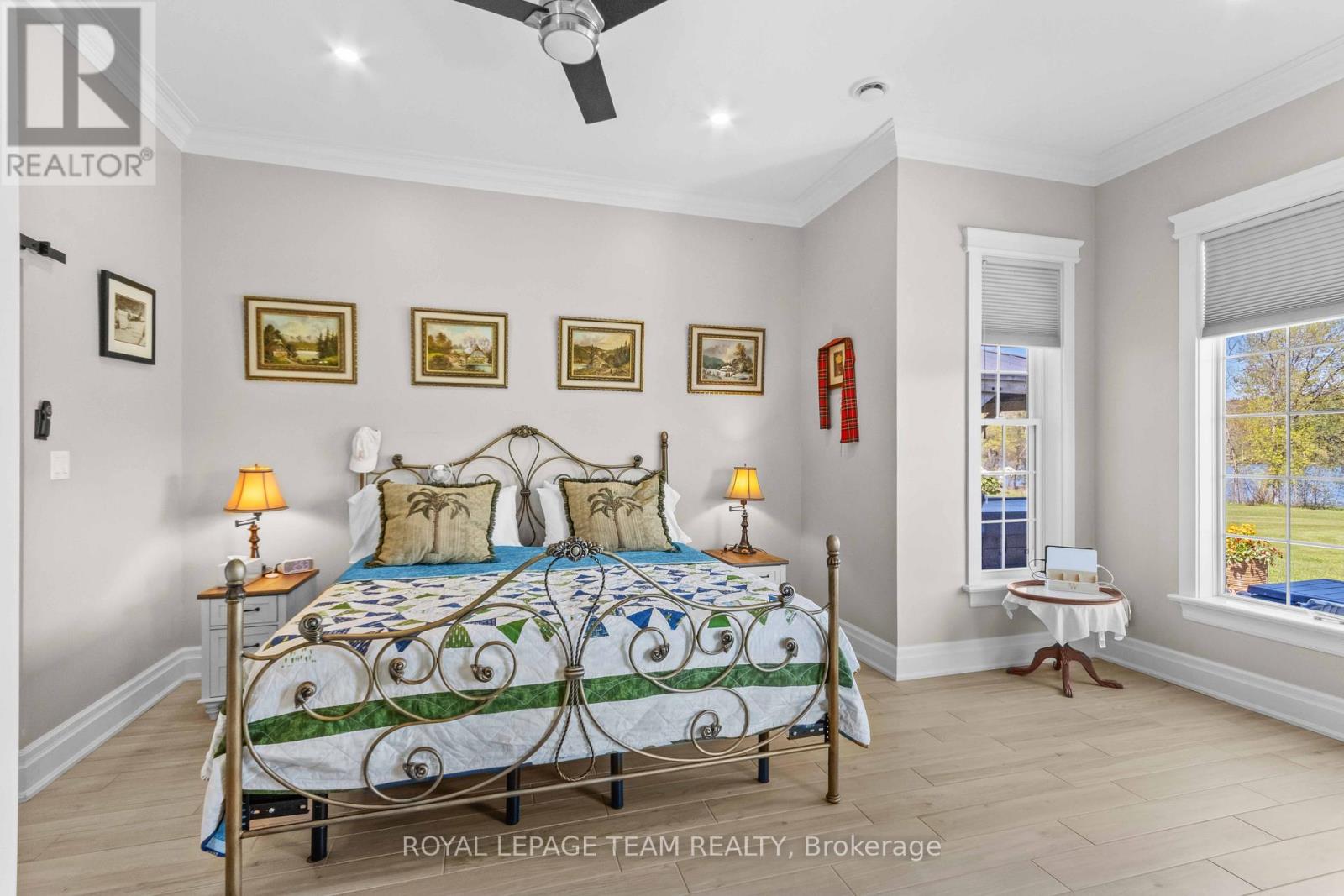 43 GREEN GATE LANE - 32
