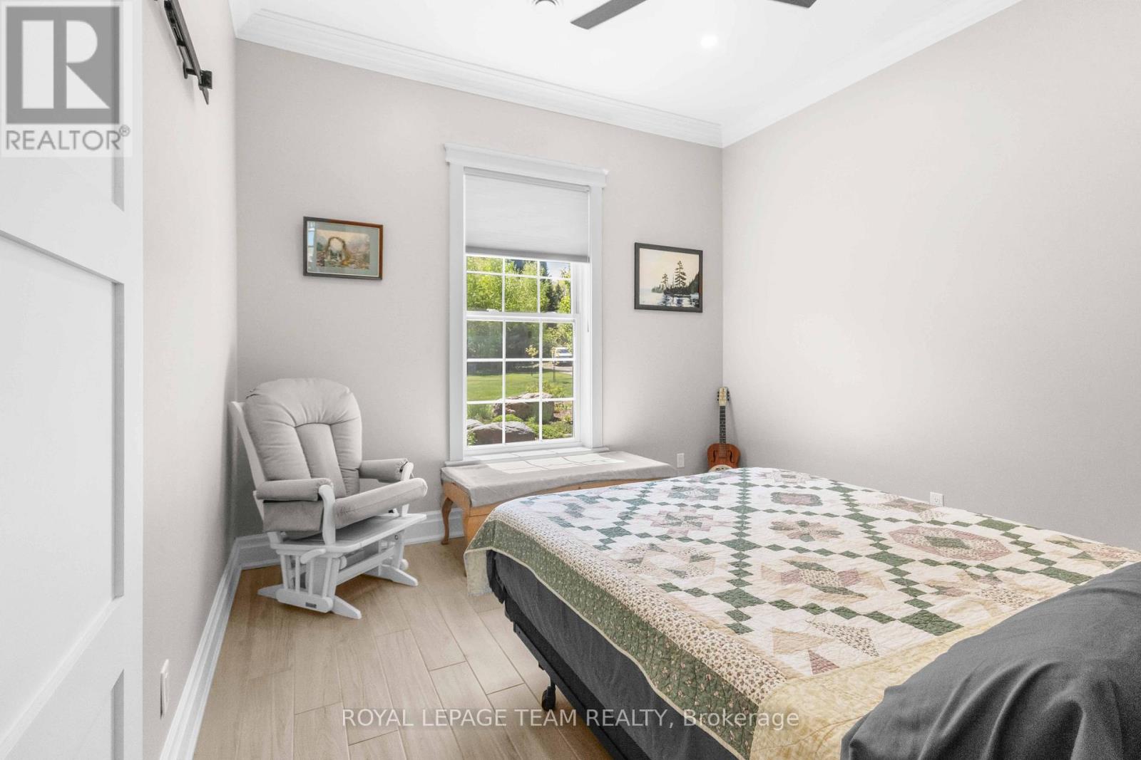 43 GREEN GATE LANE - 40