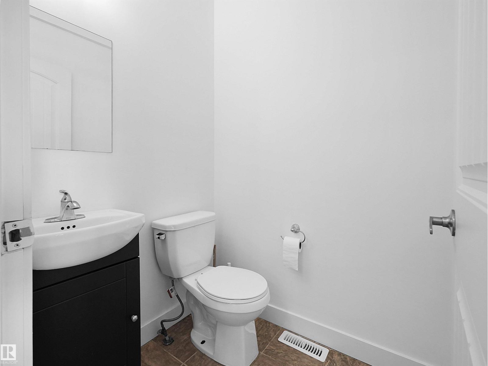 #11 13215 153 AV NW - 12