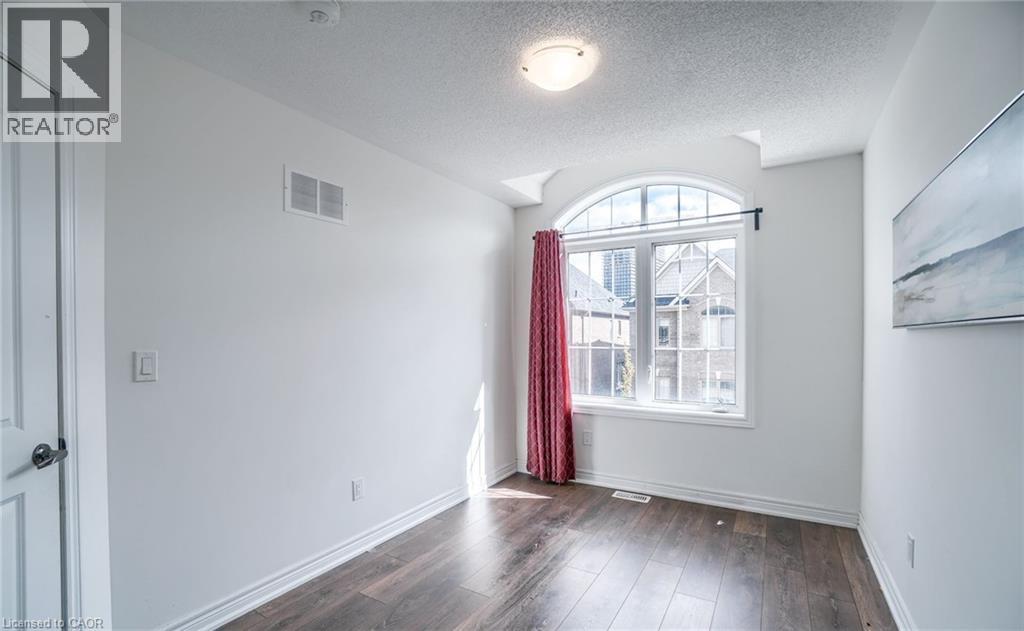14 FAYE Street - 23