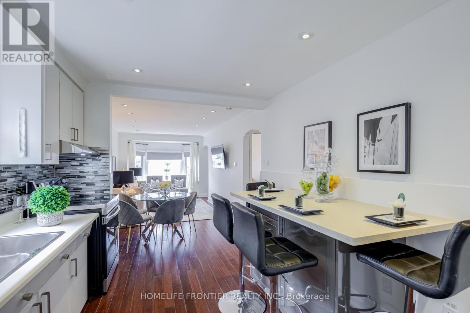 1105 GREENWOOD AVENUE - 15