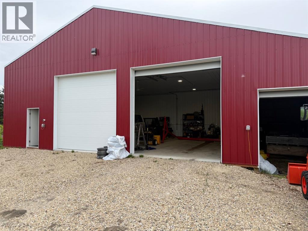 71074 Township Road 705 - 11